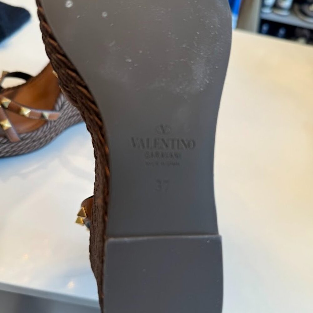 NWOT Valentino Rockstud Accents Leather Rope Espadrilles Size 37 - Picture 4 of 5